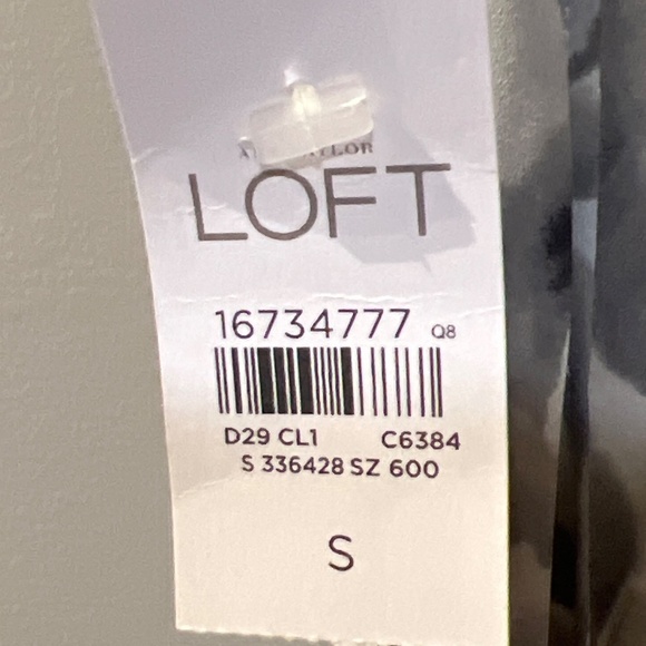 Blouse - Picture 2 of 3